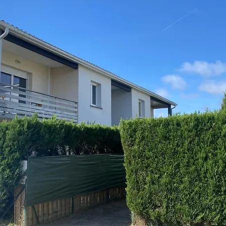 Appartement Renove Avec Balcon Et Parking Proche Saint-Emilion * Coutras