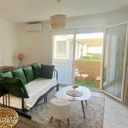 Rénové Avec Balcon Et Parking Proche Saint-émilion * Coutras
